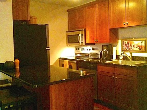 5th image of 210 5th Ave S Unit 103