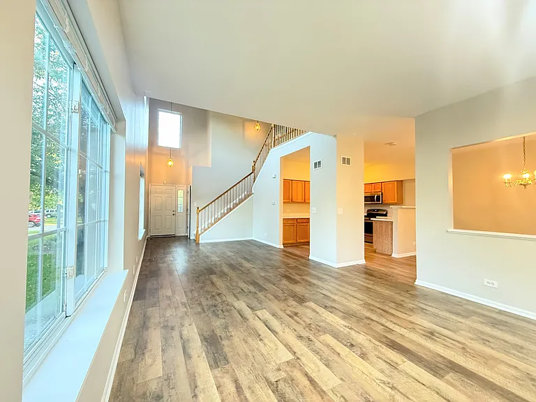 3631 Roanoke Ave — Photo 9