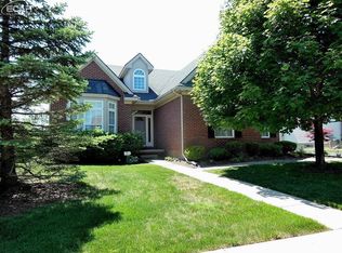 11080 Woodfield Pkwy, Grand Blanc, MI 48439