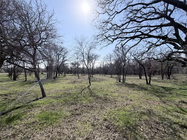 9 Lakewood Dr, Whitney, TX 76692