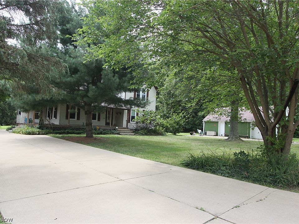 1st image of 107 Hornyak St