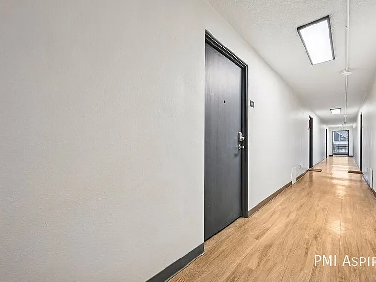 1545 Quitman St #201 — Photo 2