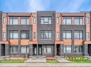 370 Red Maple Rd #118, Richmond Hill, ON L4C5T4