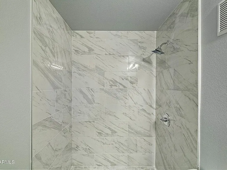 2402 E 5th St #1519 — Photo 19