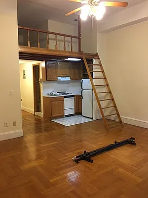 Rented by John Downey, LREB | media 26