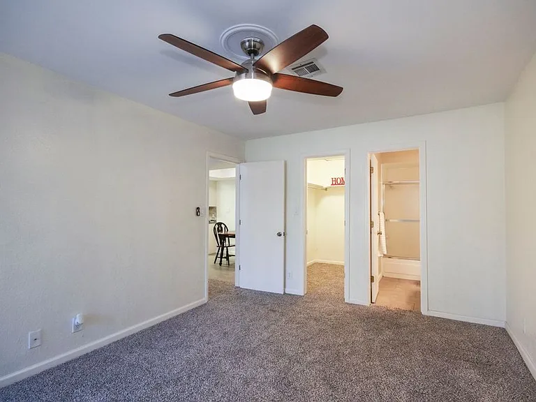 2850 E 90th St #1205 — Photo 12