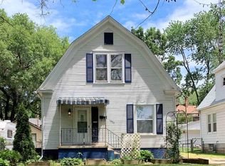 1330 N 2nd St, Springfield, IL 62702