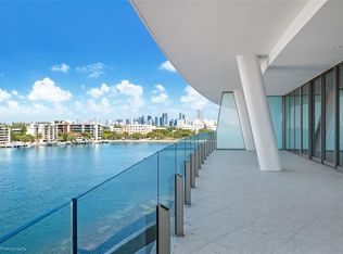 Vita At Grove Isle, Miami, FL 33133