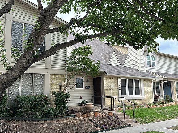 3rd image of 2027 Embassy Way