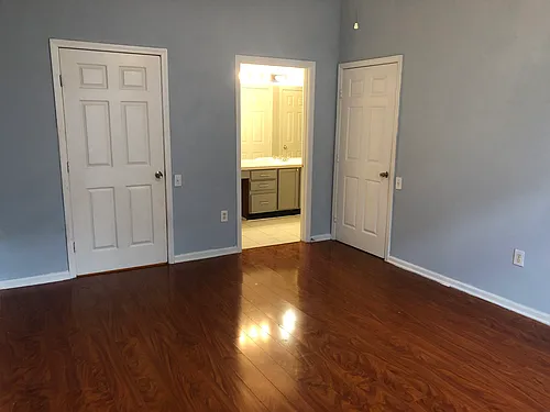 10550 Baymeadows Rd Photo 1