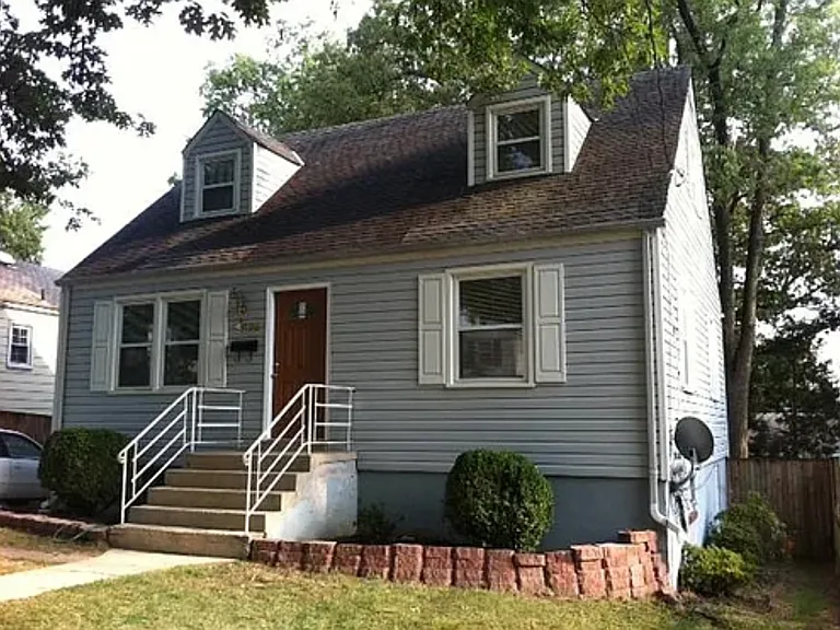 5023 Kenesaw St — Photo 3