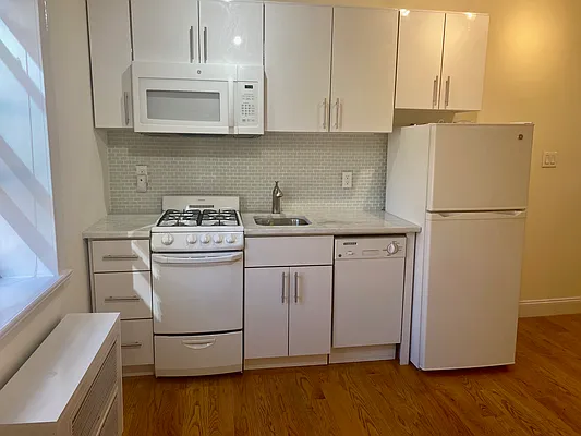 Rented by Landmark Resources | media 13