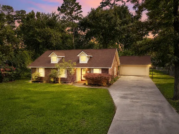 7506 Ramblewood Dr, Magnolia, TX 77354