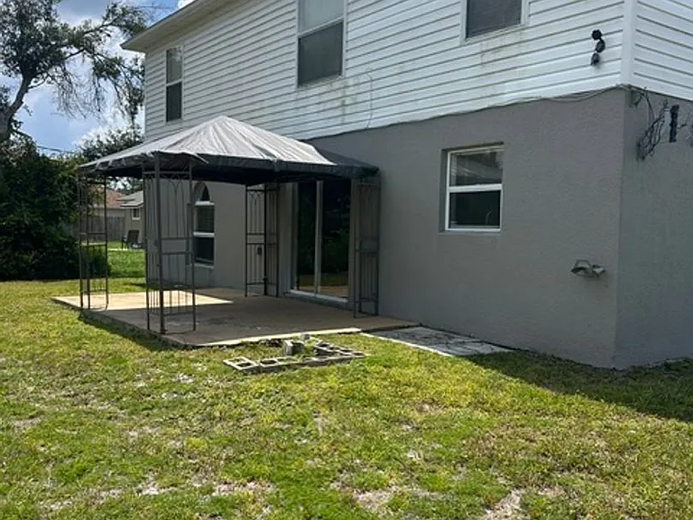 2940 Bedford St — Photo 4