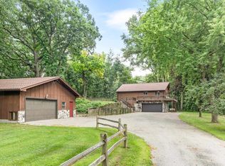 W14314 Brookwood Ct, Ripon, WI 54971