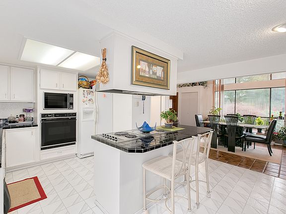3rd image of 6609 54th Street Ct W