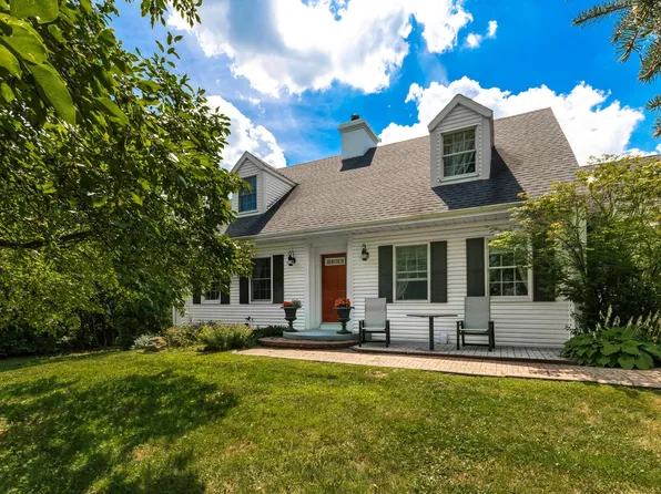 1799 Rue Bachand, Carignan, QC J3L 4E9