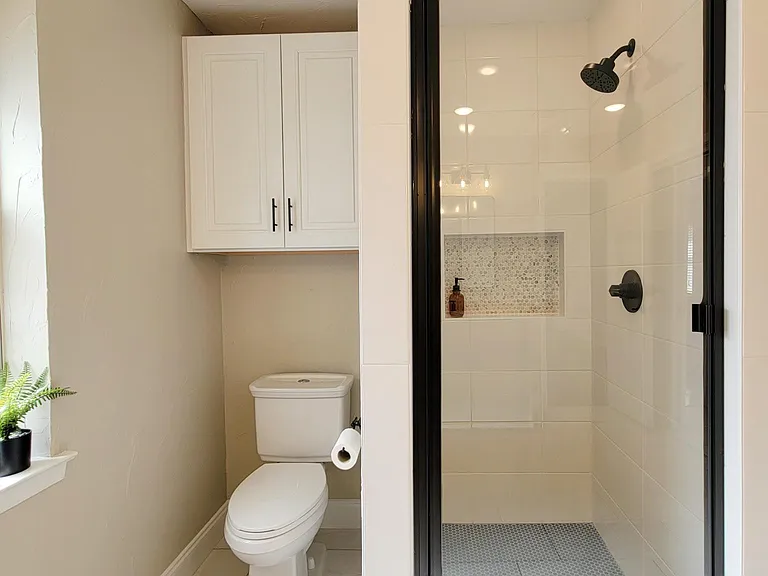 720 Huntwich Dr — Photo 23