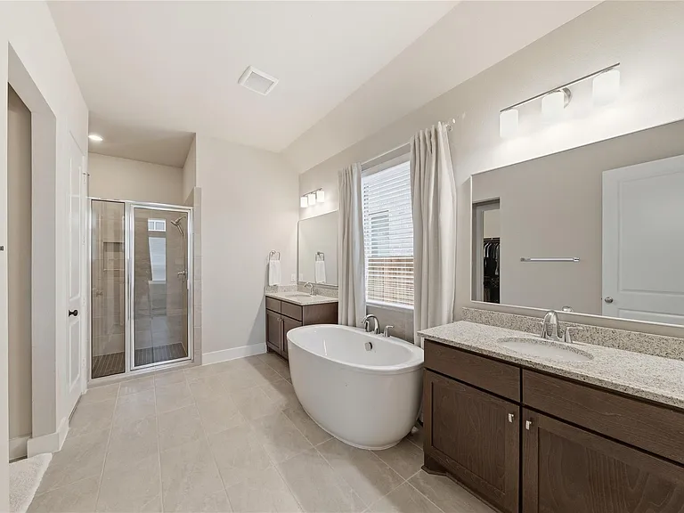 13715 Aventino Pointe Dr — Photo 19