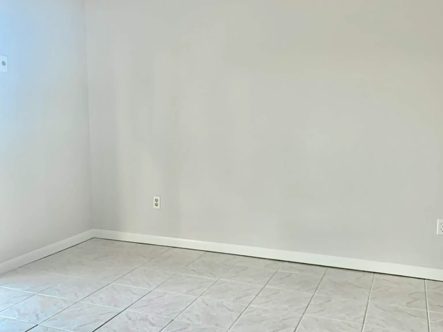 2 bed, 924 sqft, $1,900 — Photo 4