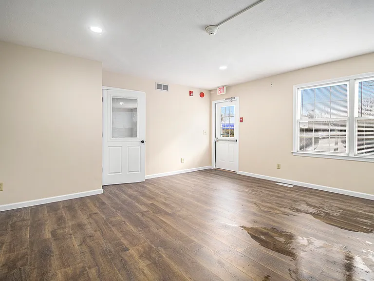 3728 Lincolnway E #A — Photo 3