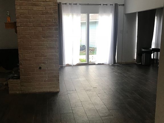 2nd image of 1523 Bamwick Dr
