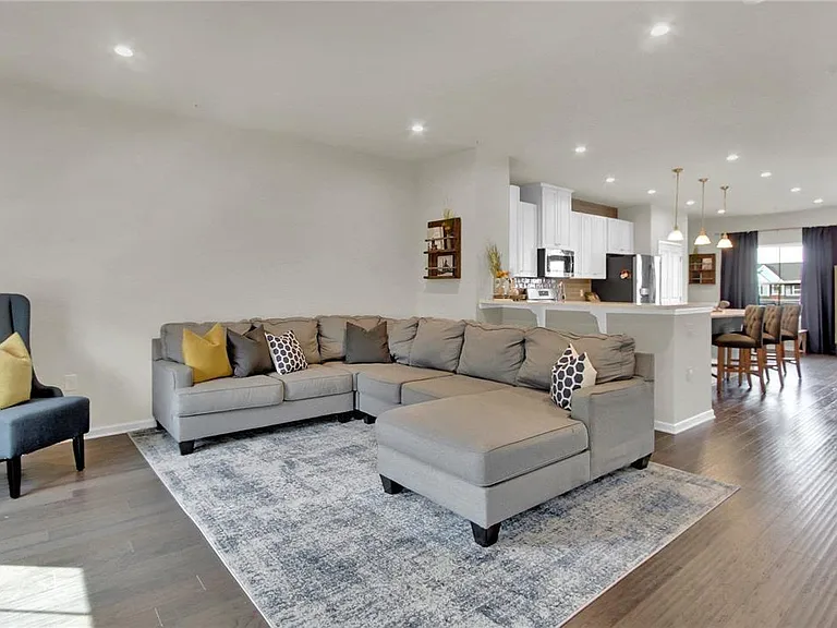 2397 Emanuel Ct — Photo 11