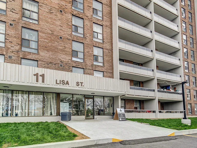 9 Lisa St — Photo 25