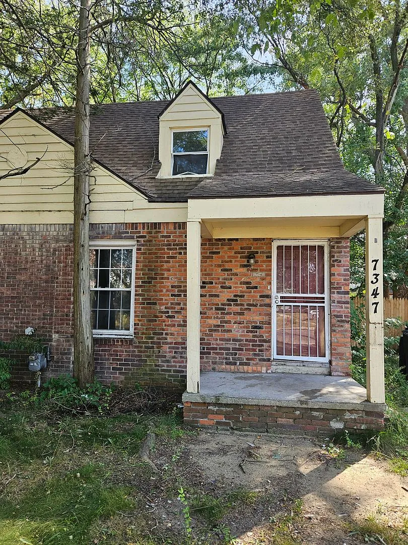 2 bed/ 1 bath Duplex — Photo 1