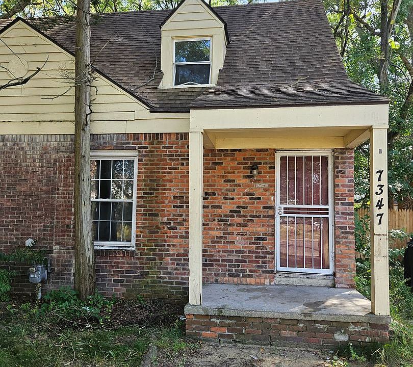 1st image of 7347 Curtis St