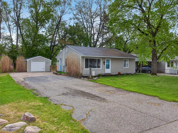 3455 Acacia Blvd, Jackson, MI 49203