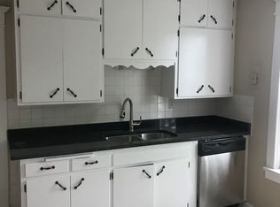 891 Rose Ave E, Saint Paul, MN 55106