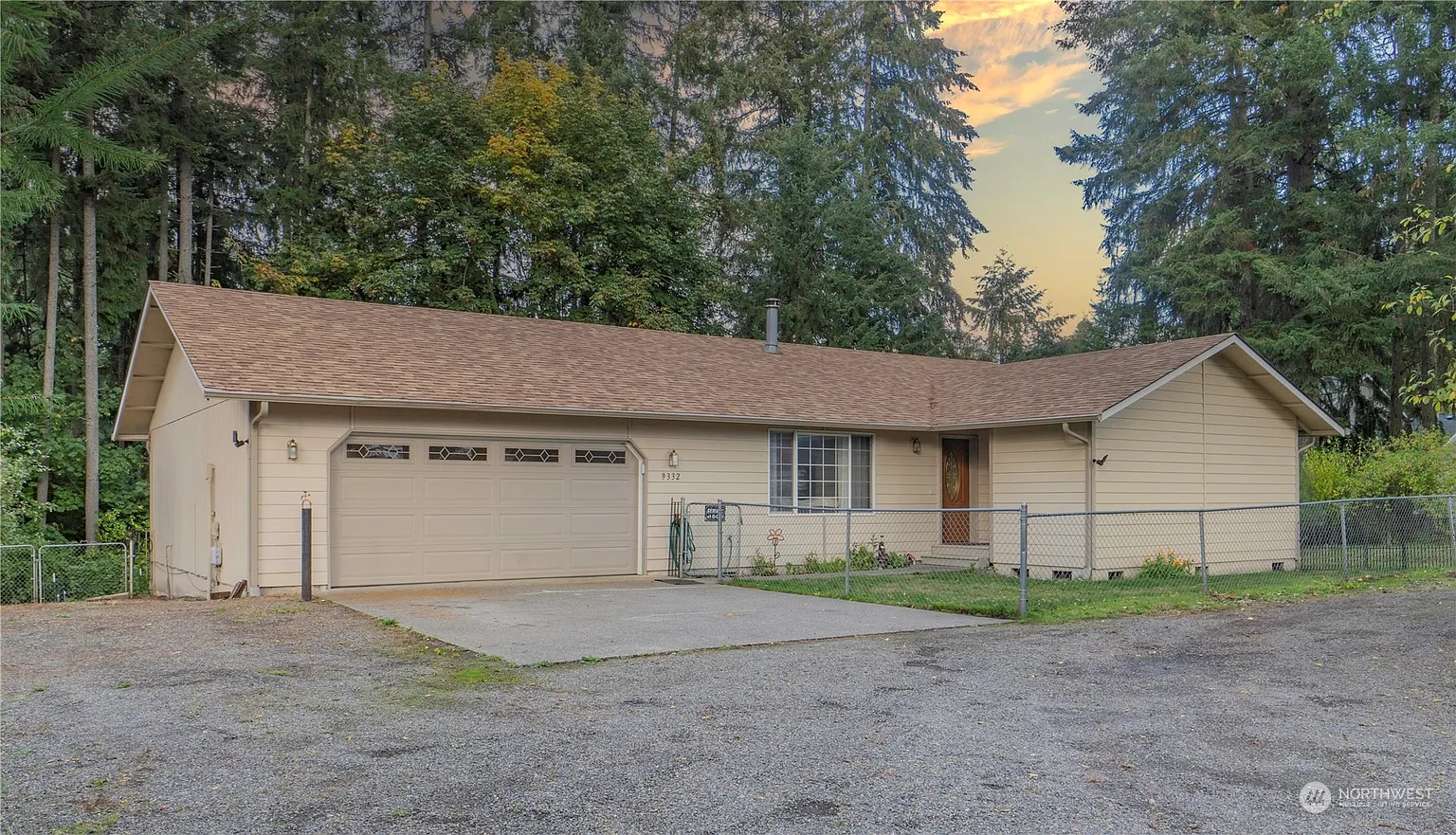 9332 Yelm Hwy SE photo 1