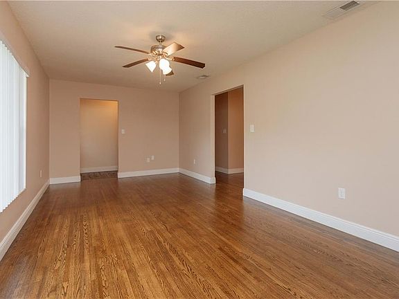 5th image of 34 Melodie Ln