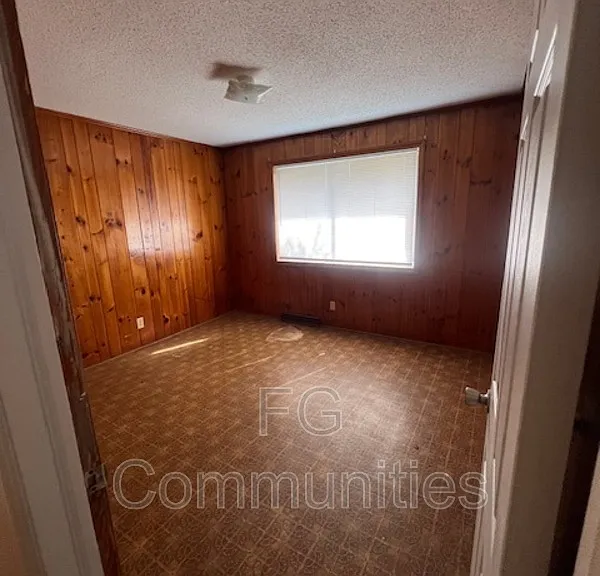 5212 Lewis Rd — Photo 11