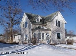 425 1st Ave SW, Harmony, MN 55939