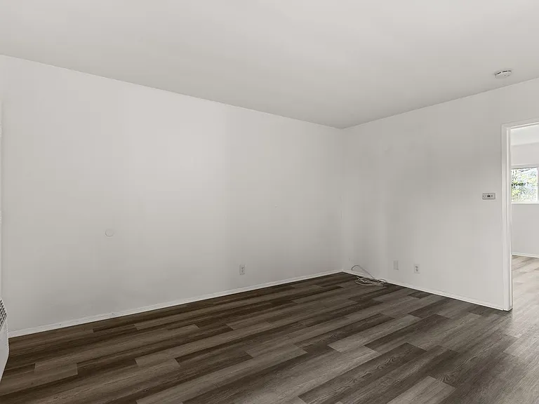 12602 Kensington Lane — Photo 13