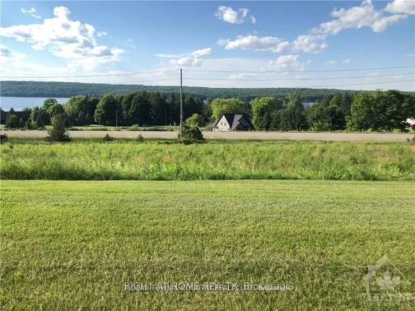00A Trotters Ln, Rideau Lakes, ON K0G 1X0
