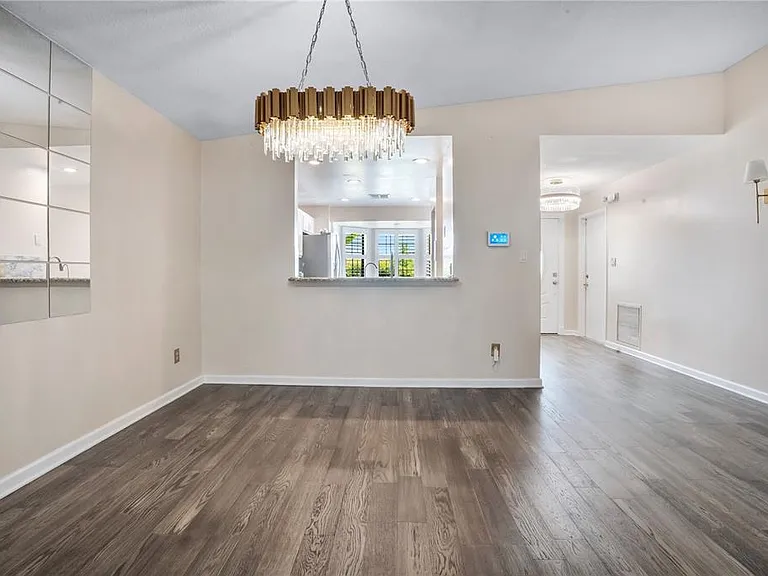 4805 Kingston Cir — Photo 8