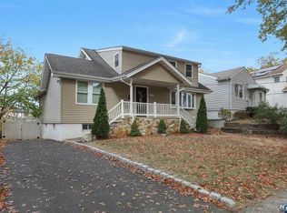 170 Jackson Ave, Rutherford, NJ 07070