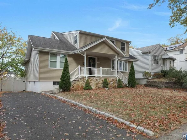 170 Jackson Ave, Rutherford, NJ 07070