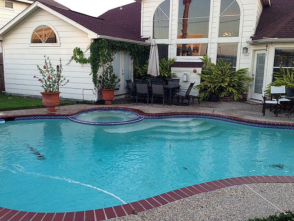1st image of 8930 Eastcove Cir