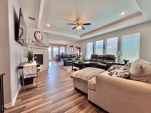3rd image of 5813 Socorro Dr
