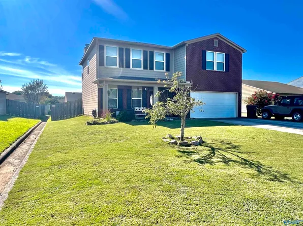 108 Firefly Ln, Owens Cross Roads, AL 35763