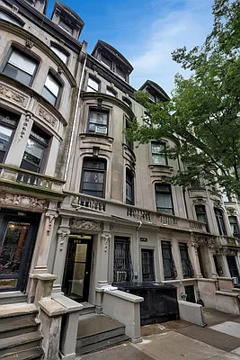 Rented by Douglas Elliman | media 7