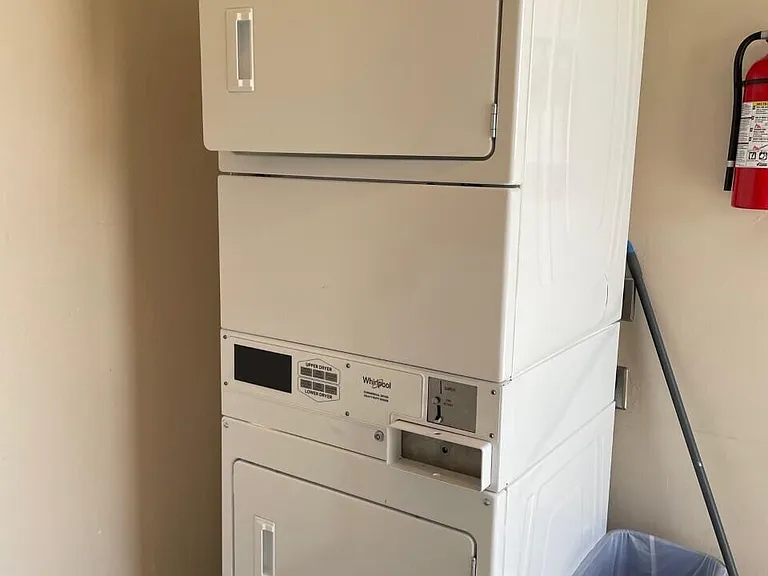 2130 Sahara Dr #3 — Photo 7