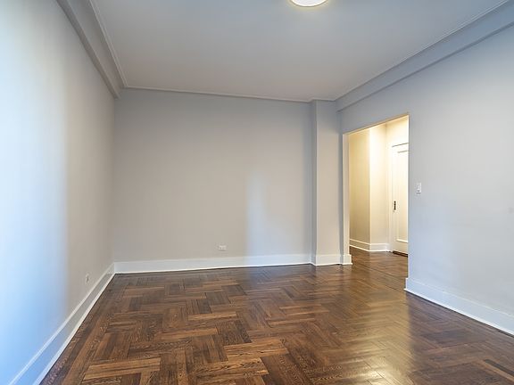 3rd image of 698 W End Ave APT 6C
