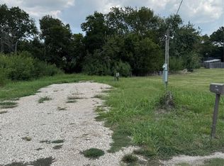 312 N Waco St, Mart, TX 76664