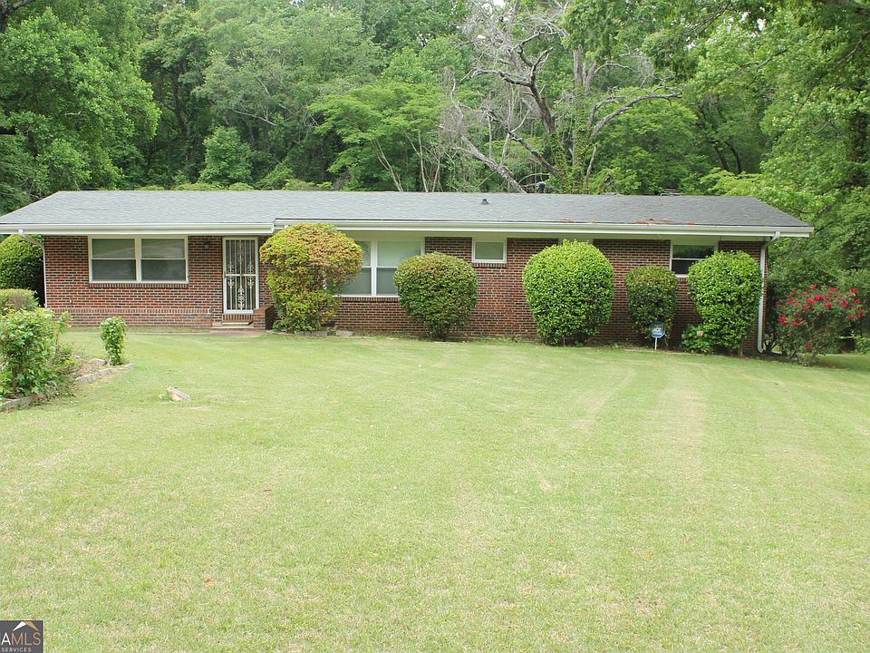 1st image of 2295 Macon Dr SW