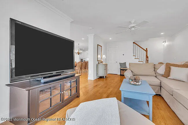 63 Fort Ave — Photo 6
